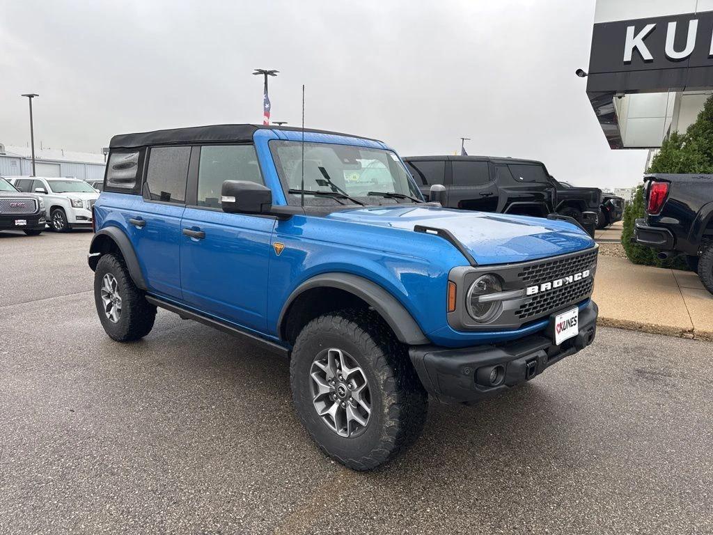 ford bronco 4-door 2023 1FMEE5DP0PLB52702 image ford bronco 4-door 2023 1FMEE5DP0PLB52702 image